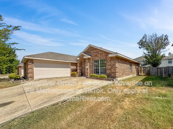 2828 Thrush Dr, Mesquite, TX 75181