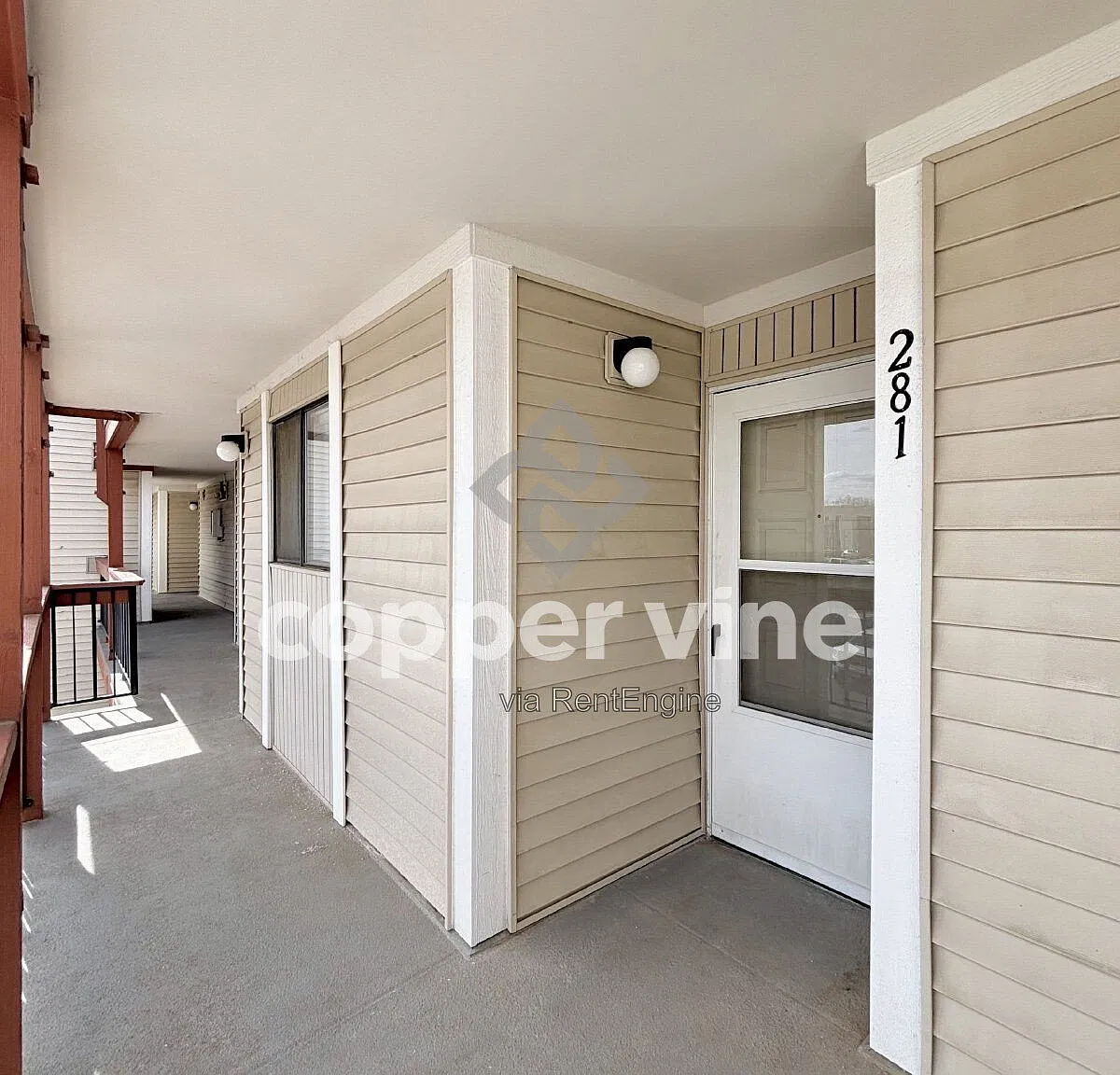 1 bed, 1.0 bath, 829 sqft, $1,395 — Photo 2