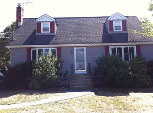 46 Sonia Rd, Bay Shore, NY 11706