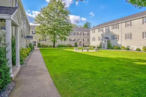 Cranberry Court Apartments Photo 1