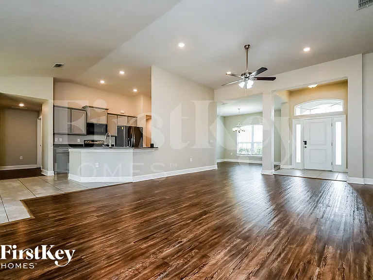 243 Brookshire Dr — Photo 5