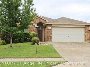 9841 Willowick Ave, Fort Worth, TX 76108