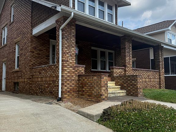 2nd image of 1006 Johns Ct