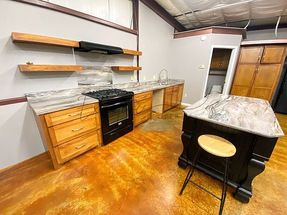 3rd image of 1508 Ford St APT B