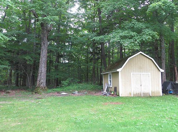 2nd image of 30 Circle Dr