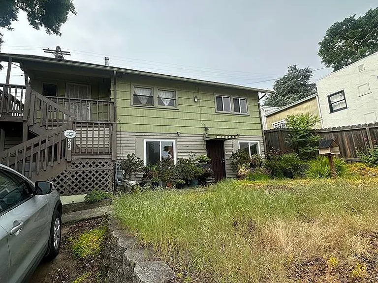 825 Carolina St — Photo 10