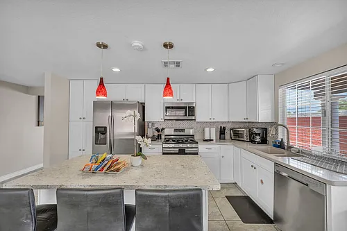 2269 McCoig Ave Photo 1