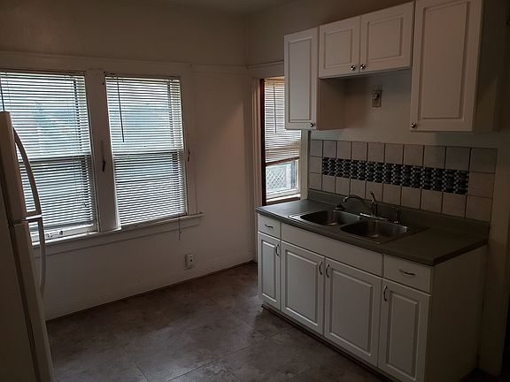 4th image of 2606-2608 N 49th St #2606