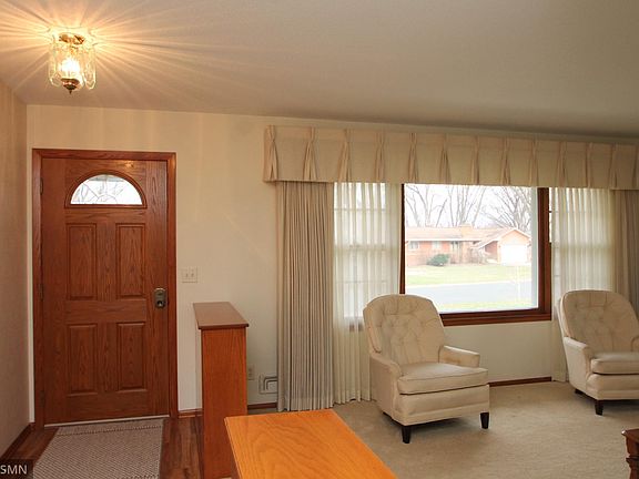 3rd image of 4401 Aquila Ave N