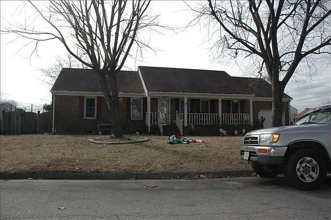 1st image of 529 Tennis Dr