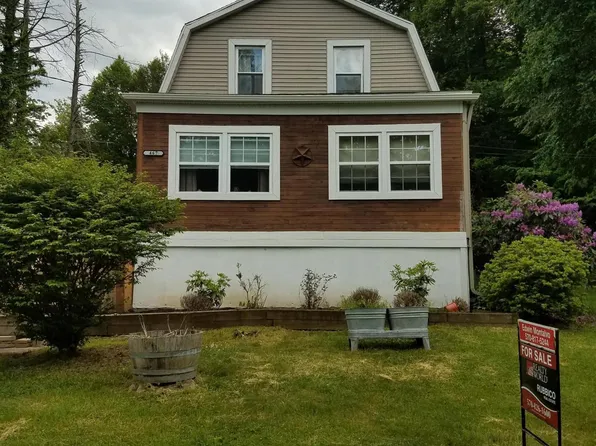 467 2nd St, Harveys Lake, PA 18618