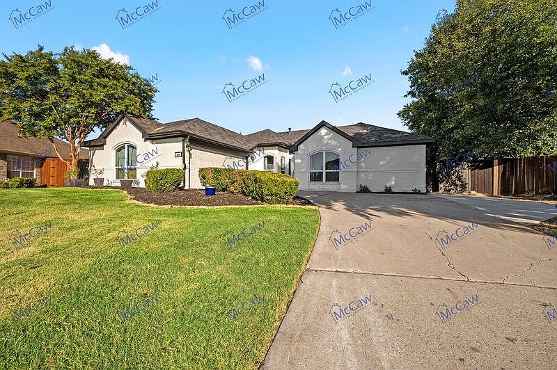 1st image of 315 McKenzie Dr