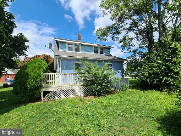 2nd image of 2514 Ogden Ave