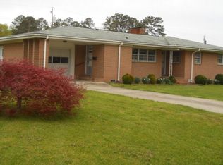 639 Raleigh St, Roanoke Rapids, NC 27870