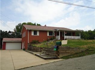 198 Highland Dr, Beaver Falls, PA 15010