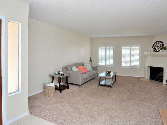 4th image of 9227 E Calle Diego