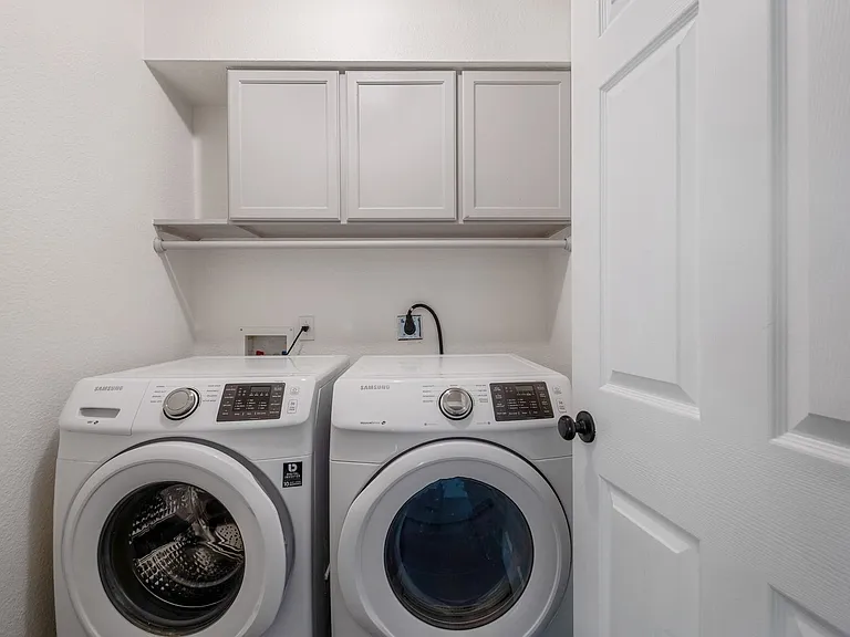 2208 Melissa Oaks Ln — Photo 12
