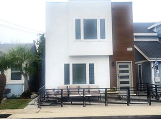 211 13th St, Seal Beach, CA 90740