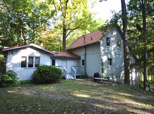 68477 Redwood Rd, Walkerton, IN 46574