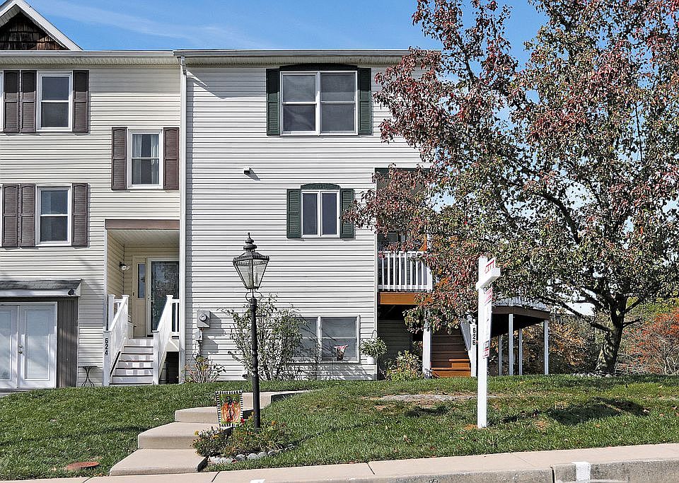 1st image of 626 Knightsbridge Dr