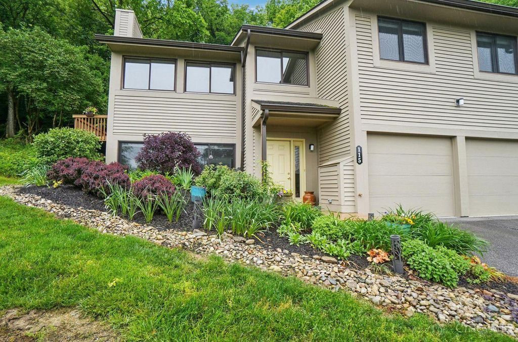 Real estate listing image