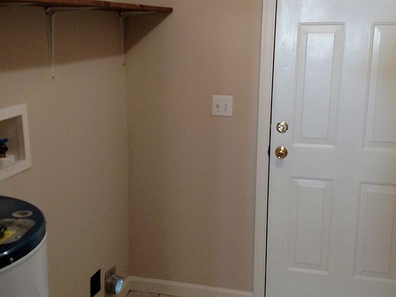Typical Unit Photo. May not Be actual unit picture.
