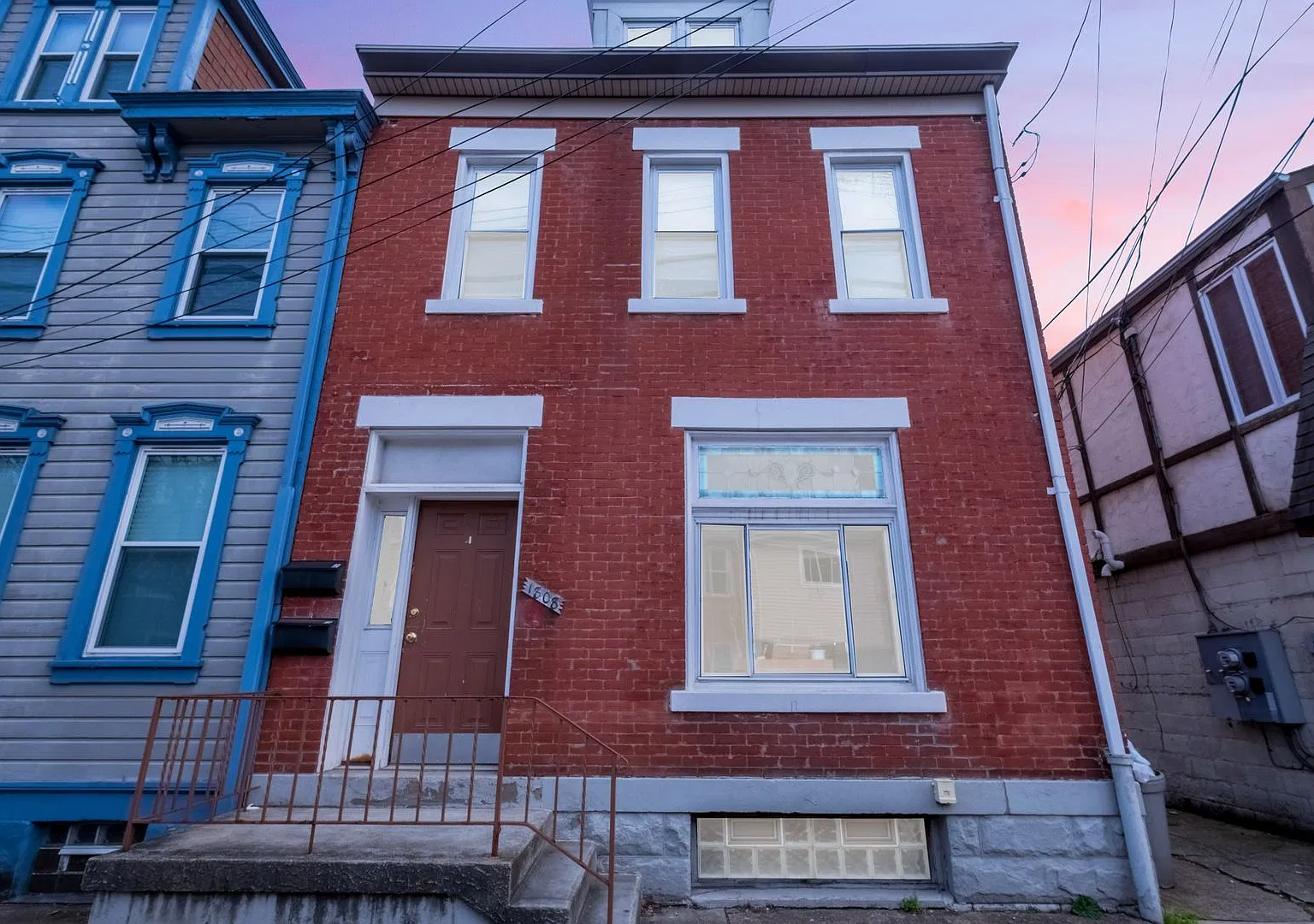 1808 Jane Street — Photo 2