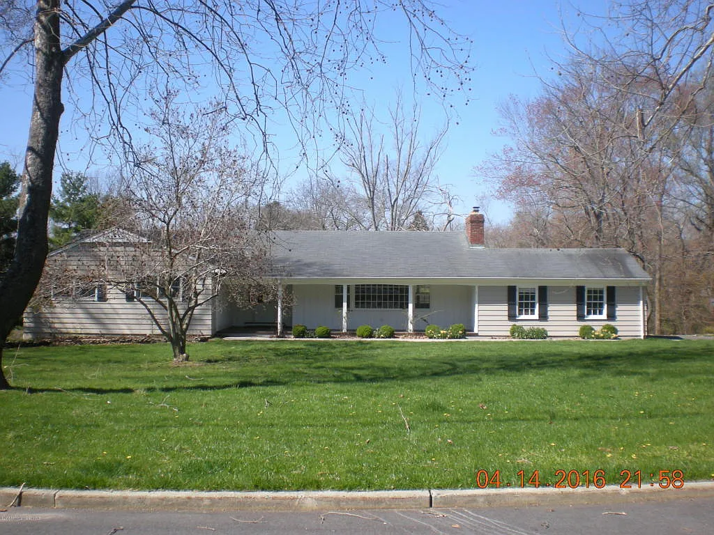 31 W Larchmont Dr photo 1