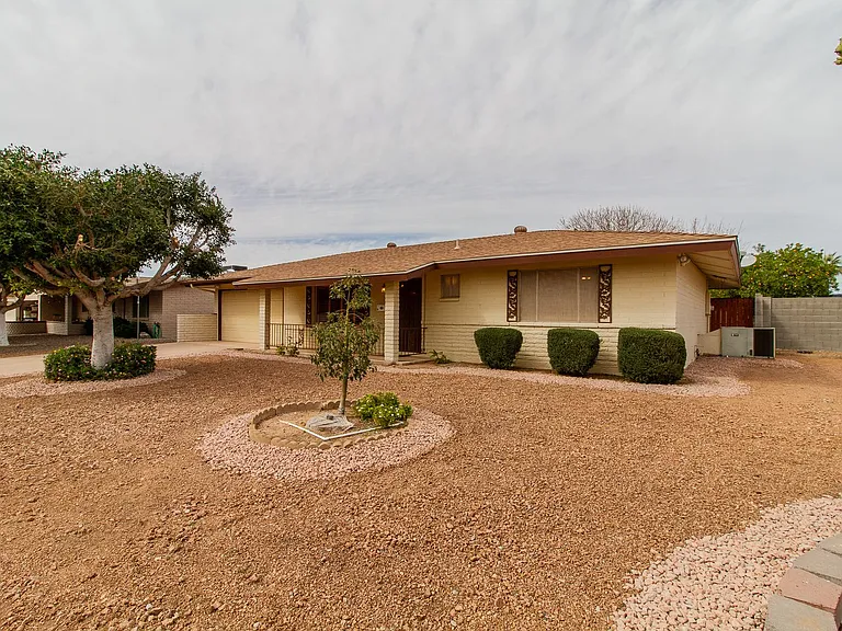 6240 E Billings St — Photo 3
