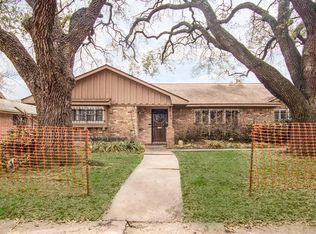 4015 Mischire Dr, Houston, TX 77025