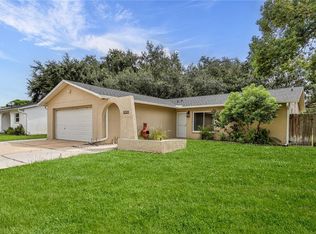 10326 Leaning Oak Dr, Port Richey, FL 34668