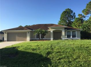 3911 27th St SW, Lehigh Acres, FL 33976