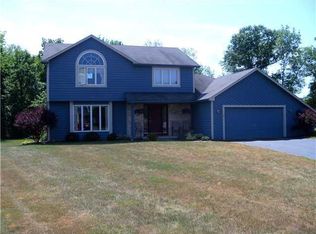 72 W Forest Dr, Rochester, NY 14624