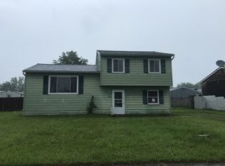 9885 Bright Dr, Windham, OH 44288