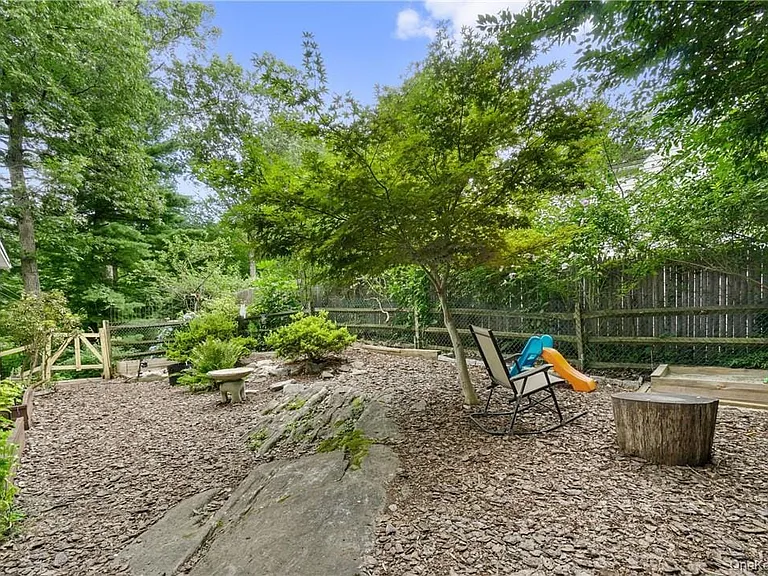 64 Pine Cliff Rd — Photo 29