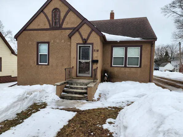 718 E 4th St, Fairmont, MN 56031