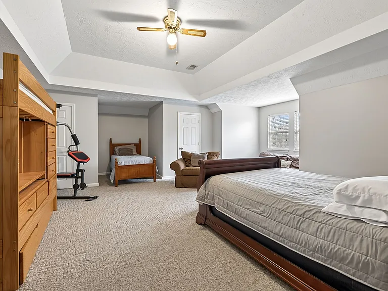 1019 Hilton Ln — Photo 25