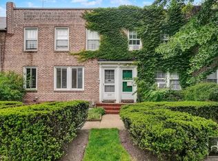 39-33 48th St, Sunnyside, NY 11104