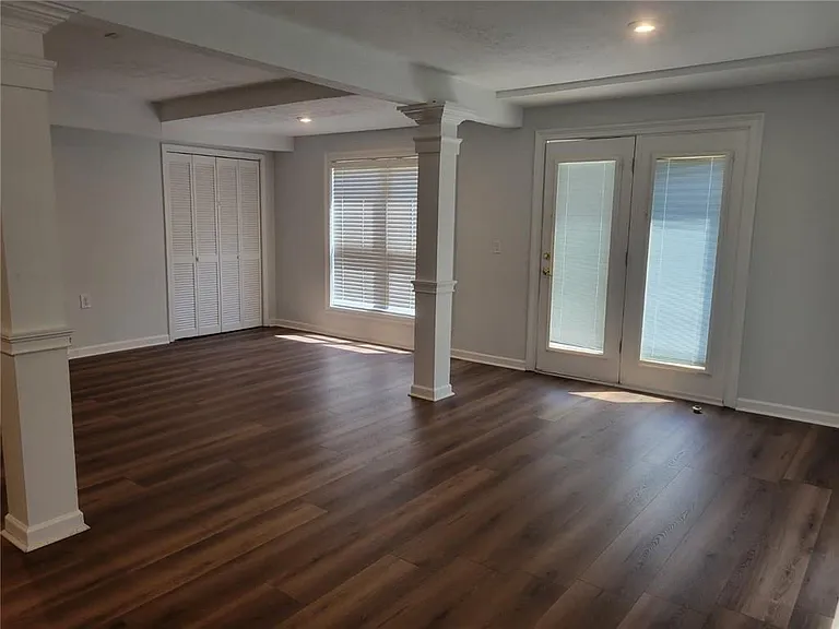 487 Arbour Run — Photo 6