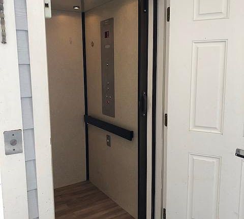 5th image of 278 Date Ave