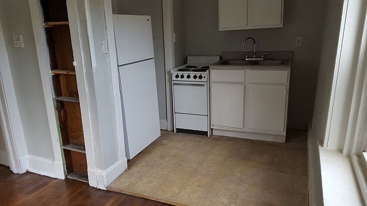 2nd image of 3542 Baltimore Ave APT 2