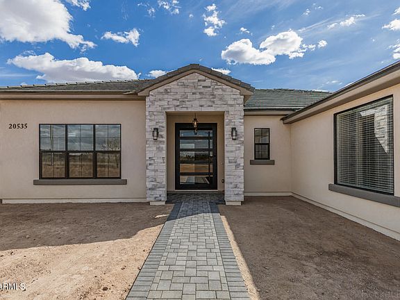 3rd image of 20535 W BRADLEY Road