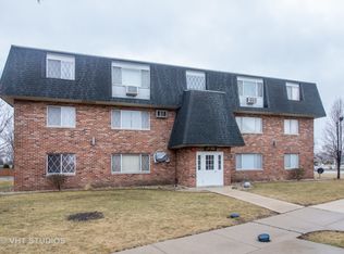 17262 71st Ct APT 2, Tinley Park, IL 60477