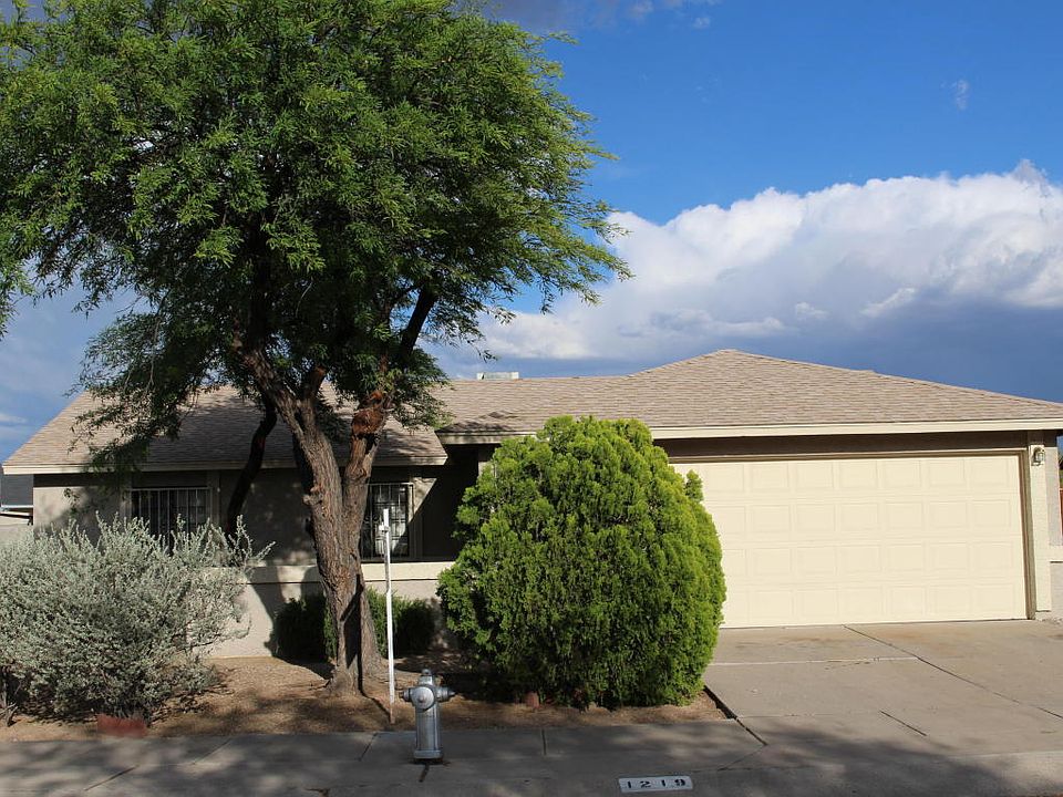 1st image of 1219 S Bison Dr