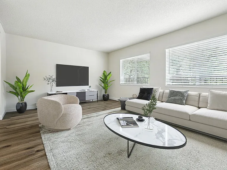 51 Hayes Pl SW — Photo 2