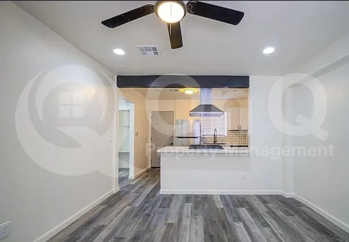 1 bed, 1.0 bath, 600 sqft, $1,249 — Photo 3