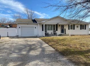 672 S Walnut St, Pittsfield, IL 62363