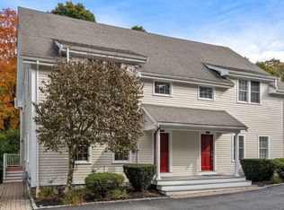 809 Boston Post Rd #B, Weston, MA 02493