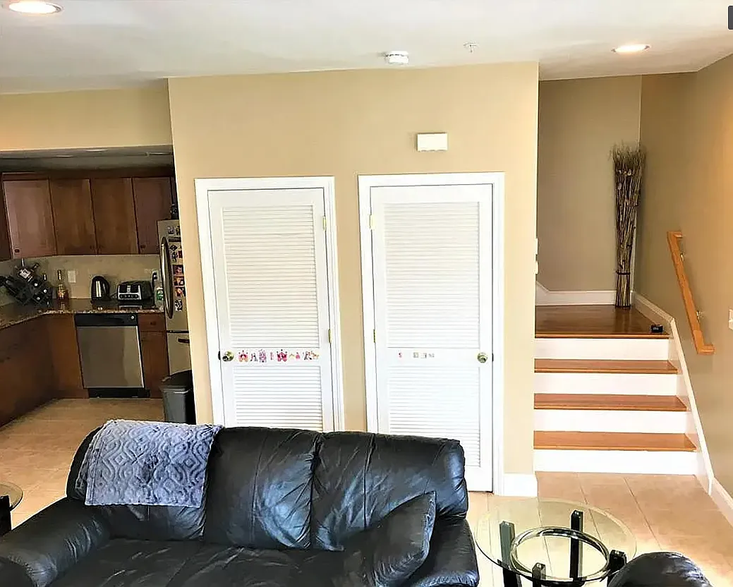 2 bed, 1000 sqft, $2,650 — Photo 3