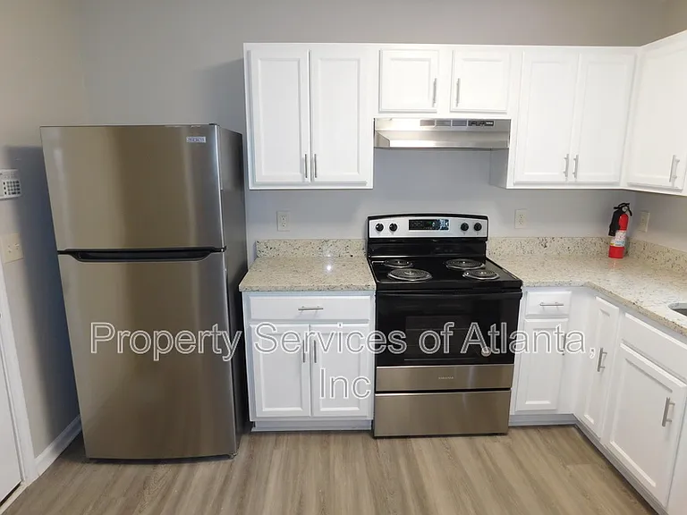 6431 Shadow Ct — Photo 9